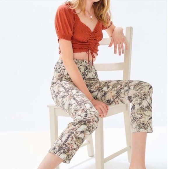 BDG Urban Outfitters slim straight high rise pine cone camouflage jeans 27 - Picture 3 of 13